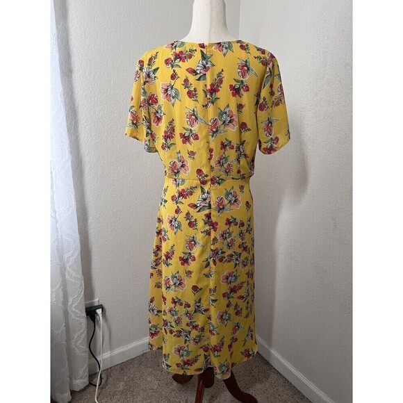 Lulus Button Front Midi Dress Women Large Short Sleeve Yellow Floral - Picture 5 of 10